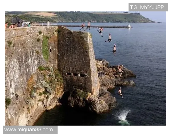 跳水运动的技术演变与未来发展趋势分析：从基础动作到高难度创新的全景式探讨